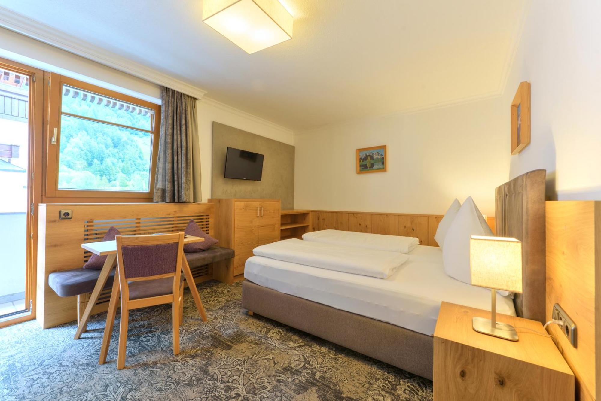Aparthotel Acksteiner Sankt Anton am Arlberg Exterior photo